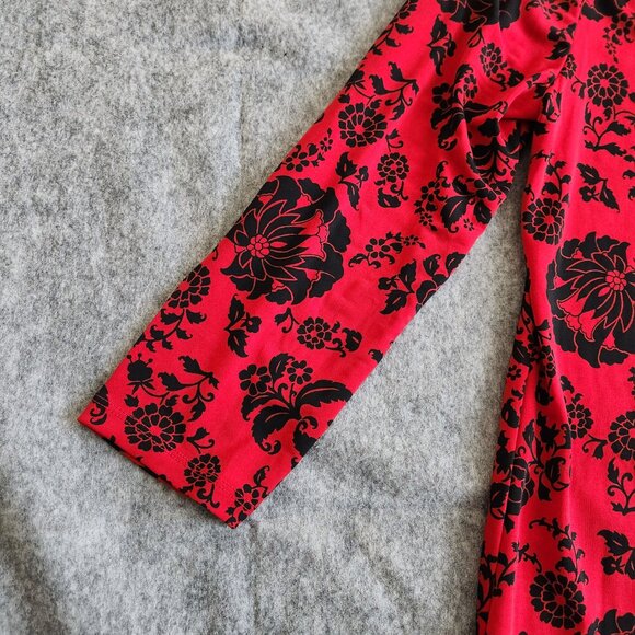 Charter Club Liquid Knit Stretch V-Neck Tank Top Women's S Red Vamp Whimsigoth - Picture 5 of 11